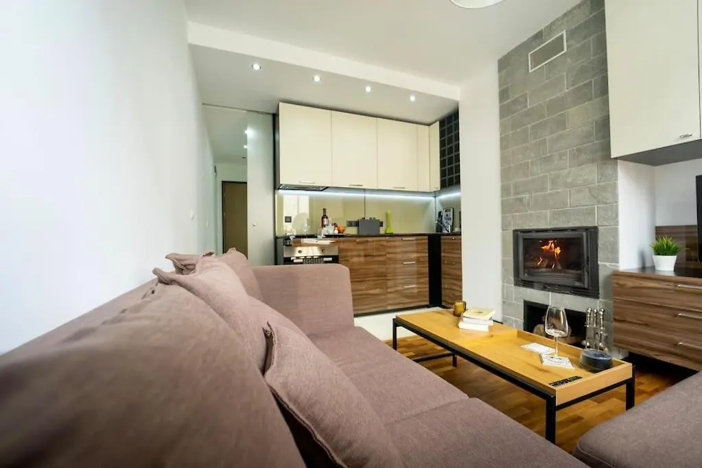 Secluded Mountain Cozy Studio With Fireplace Bansko